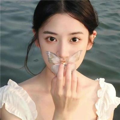 残酷狱中女